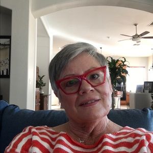 Meet your Posher, Randolyn